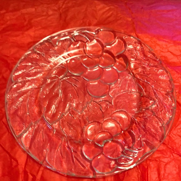 Clear Serving plate - Picture 1 of 1